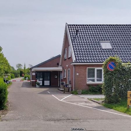 Het Dobbertje, Charmant Houten Huisje Sint Maartensvlotbrug Eksteriør bilde